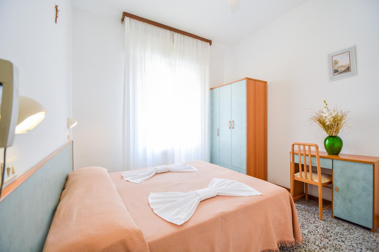 רימיני Albergo Leonarda מראה חיצוני תמונה
