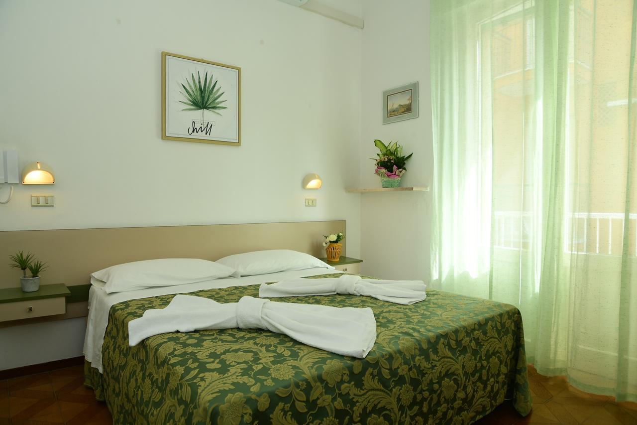 רימיני Albergo Leonarda מראה חיצוני תמונה