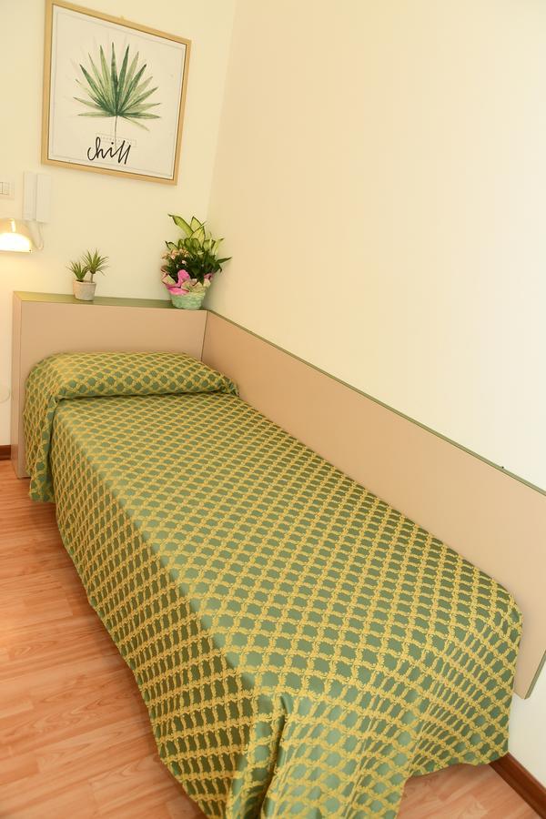 רימיני Albergo Leonarda מראה חיצוני תמונה